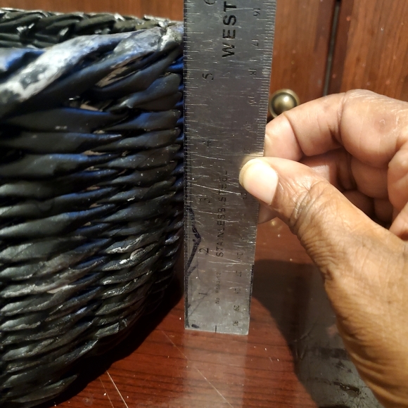 Handcrafted basket - Picture 8 of 8